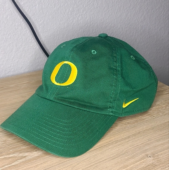 Nike Oregon Ducks hat - Picture 2 of 5